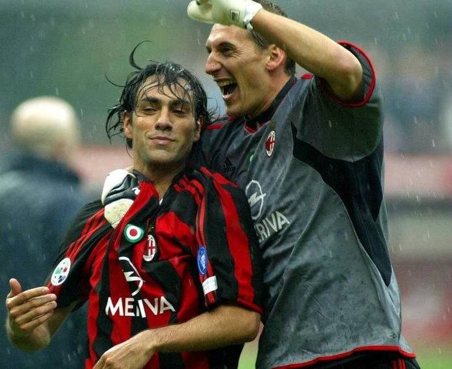 得尤为谨慎 得尤为谨慎