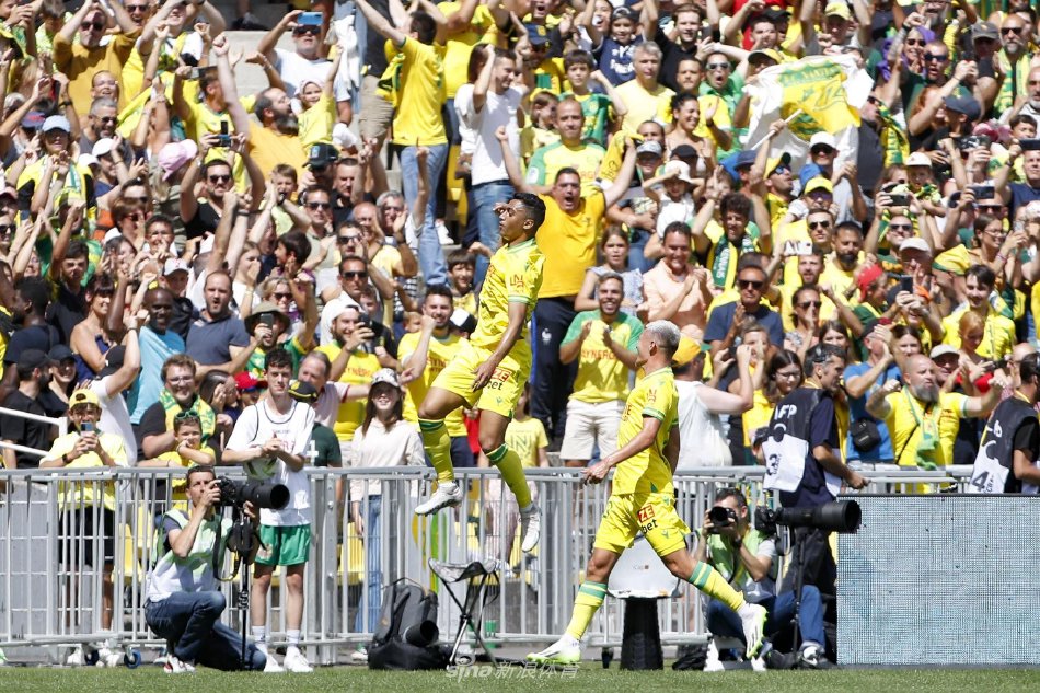 对保持低调 对保持低调