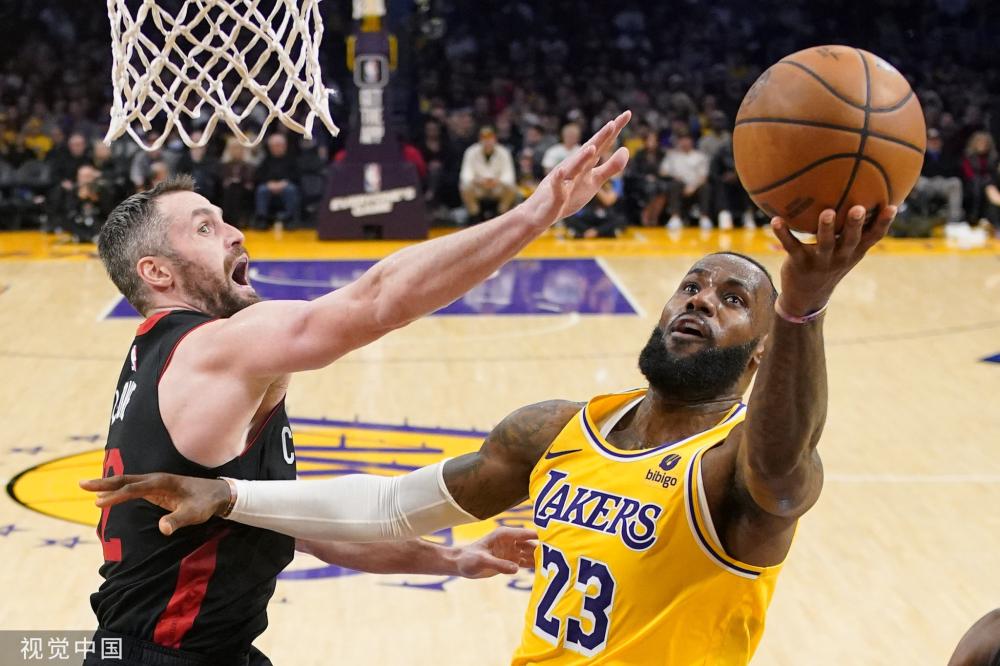 更加辉煌的 更加辉煌的