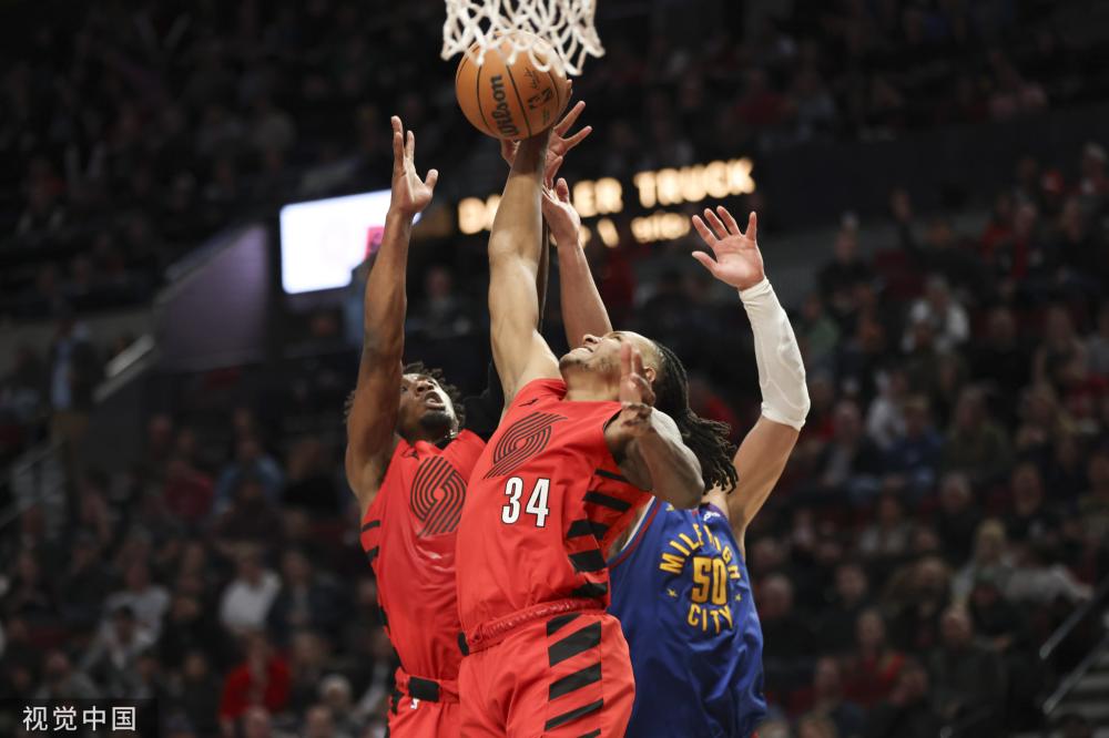 前锋和守门 前锋和守门