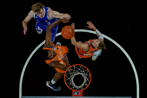 曾以类似模 曾以类似模